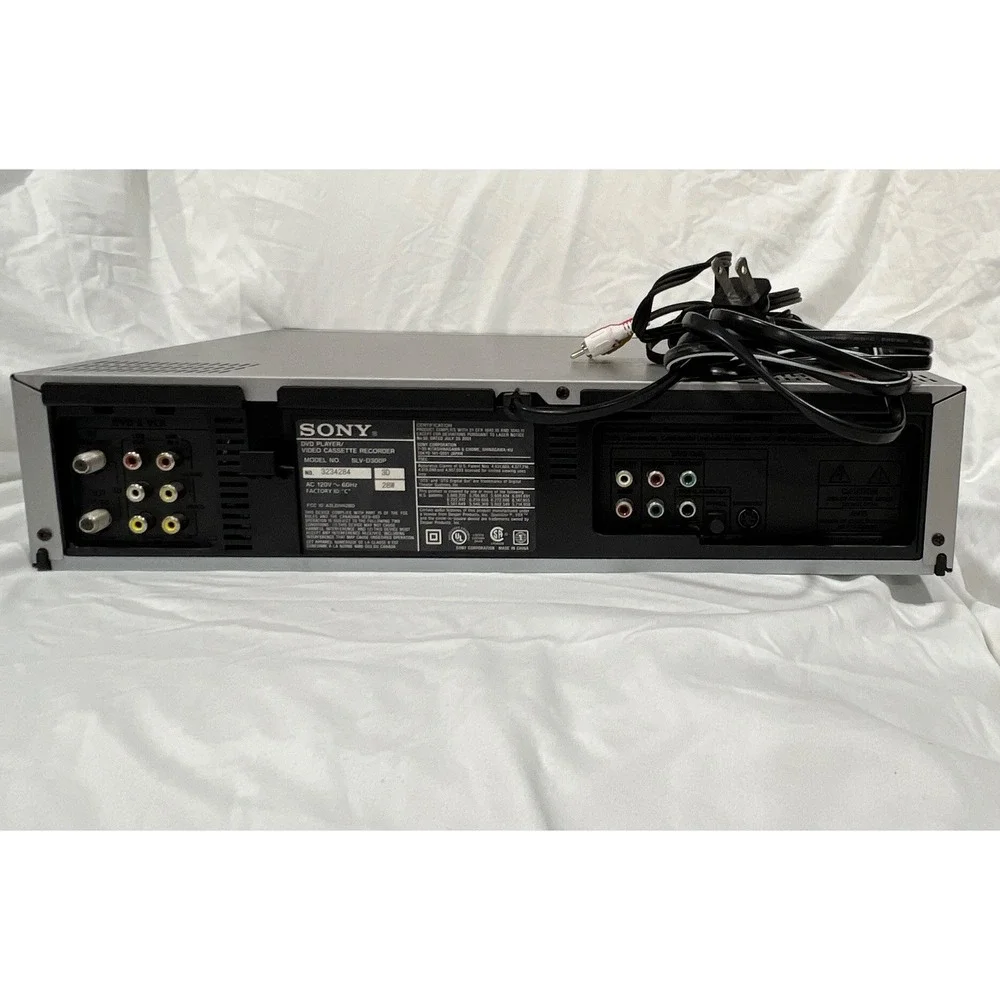 Sony SLV-D300P DVD Player VCR Player Combo Silver (No Remote) Tested Works